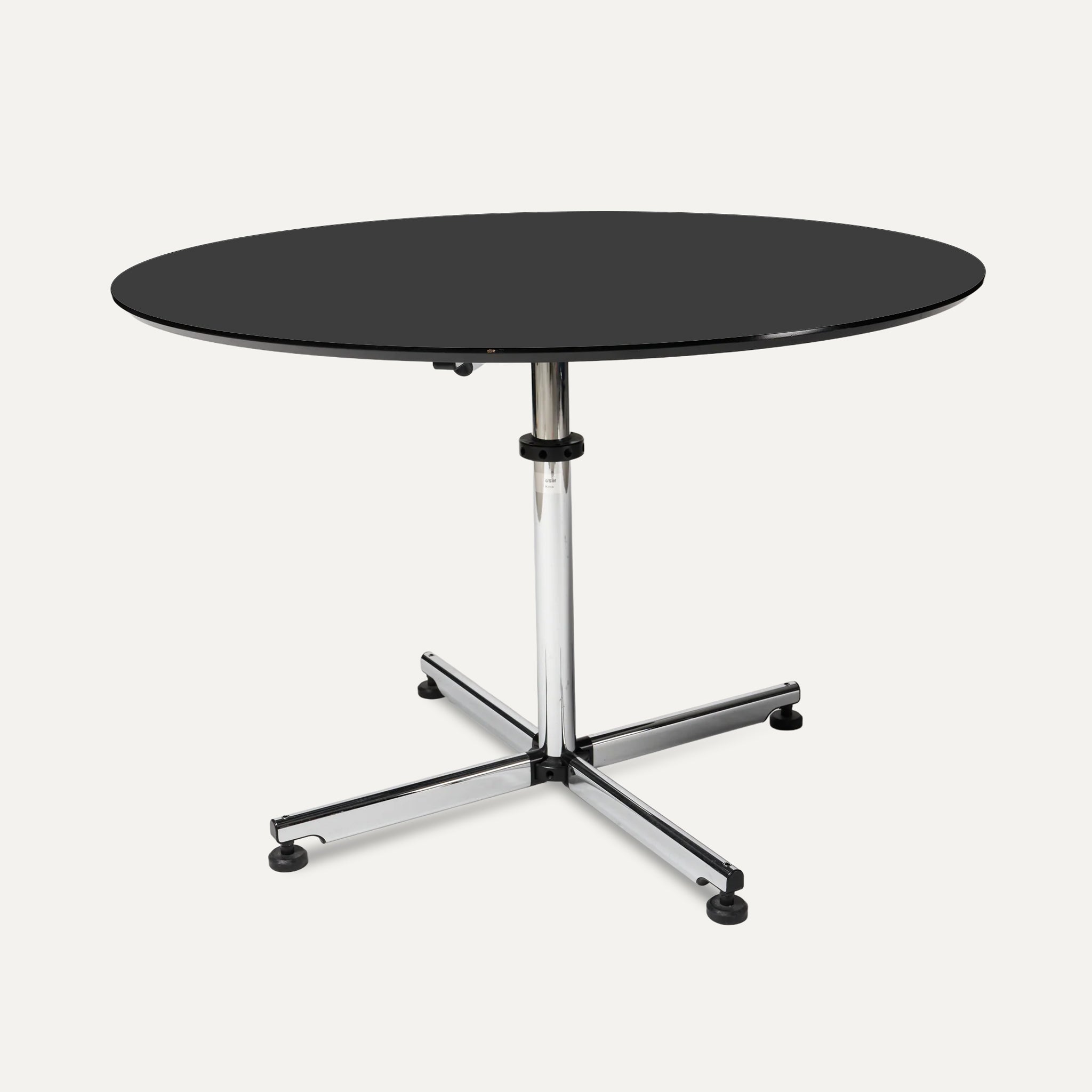 USM Kitos Tisch rund Fenix Nero Ingo
