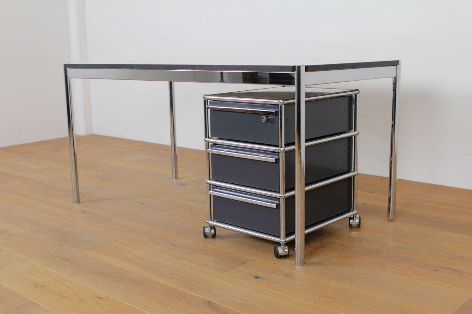 USM Haller Paket Arbeitsplatz #1223