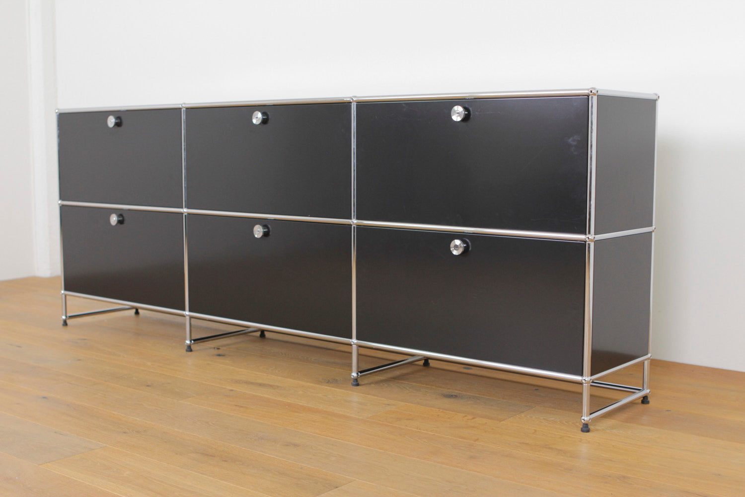 USM Sideboard used #1177