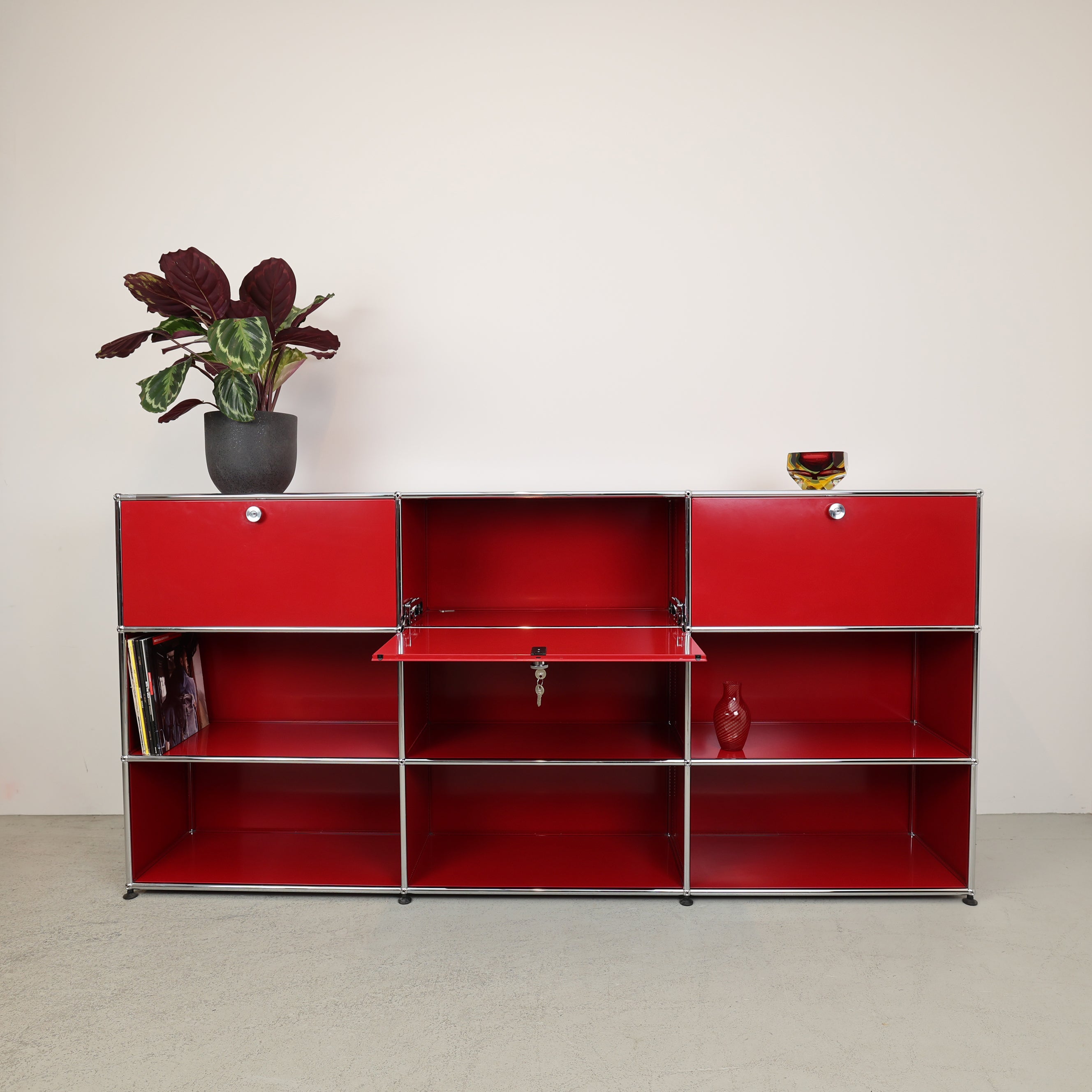 USM Haller Sideboard Rubinrot 3x3