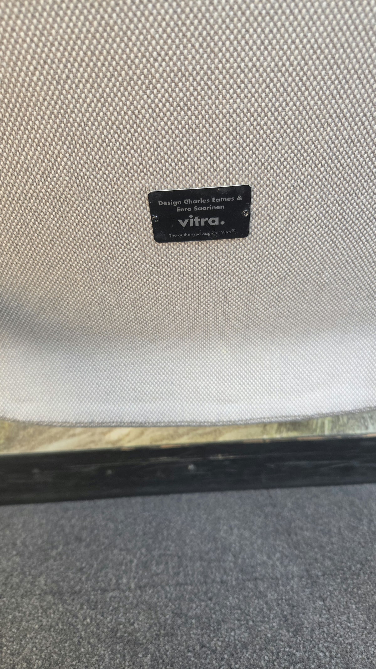 Vitra Organic Highback Sessel, Stoff Grau, Beine Schwarz