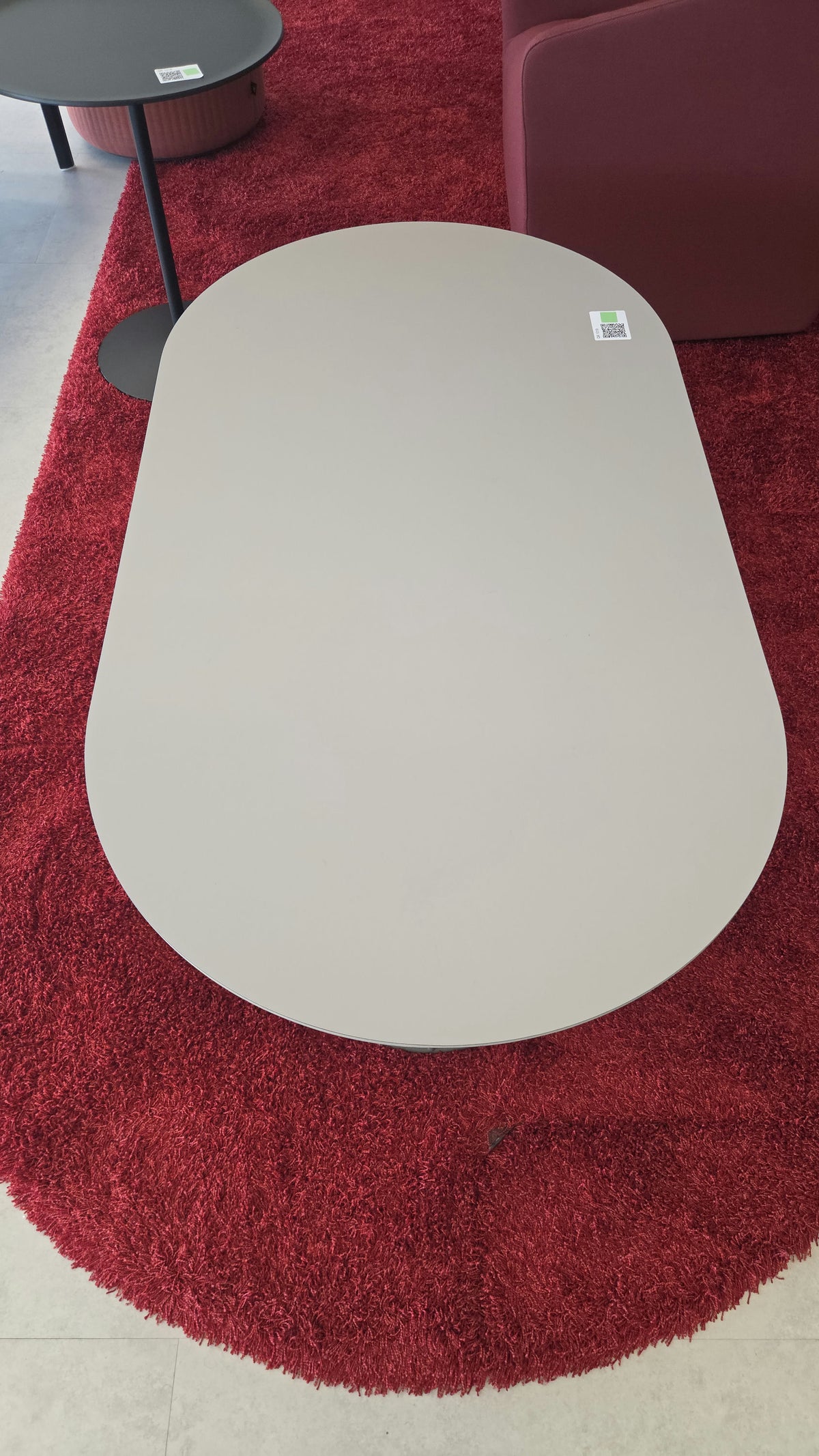 Muuto Airy Coffee Table Couchtisch, Grau, 120 × 65 cm