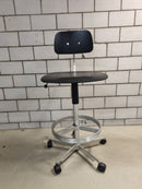 Engelbrechts KEVI 2533 Drehhocker Schwarz mit Lehne