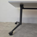 Werndl (Steelcase) FlipTop Klapptisch – Flexibler Design-Bürotisch auf Rollen (160 x 80 cm)
