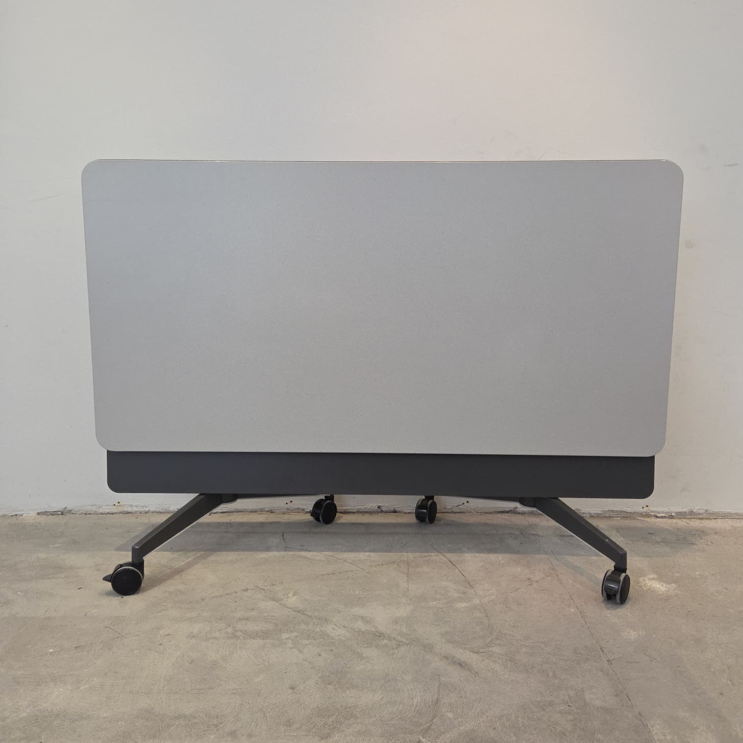 Steelcase Werndl Klapptisch 160x80cm – Mobiler Konferenztisch