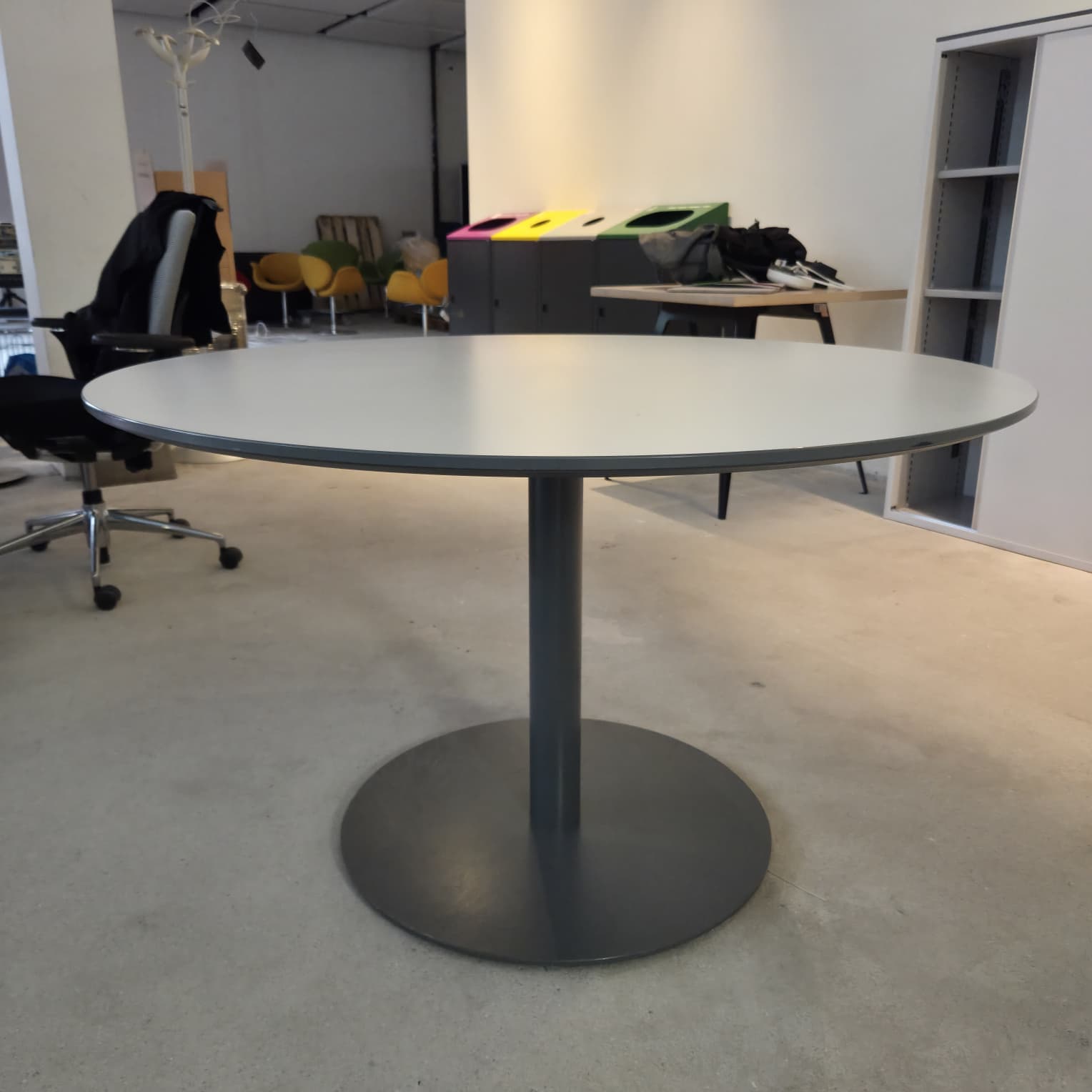 Runder Besprechungszimmer Tisch ø120cm