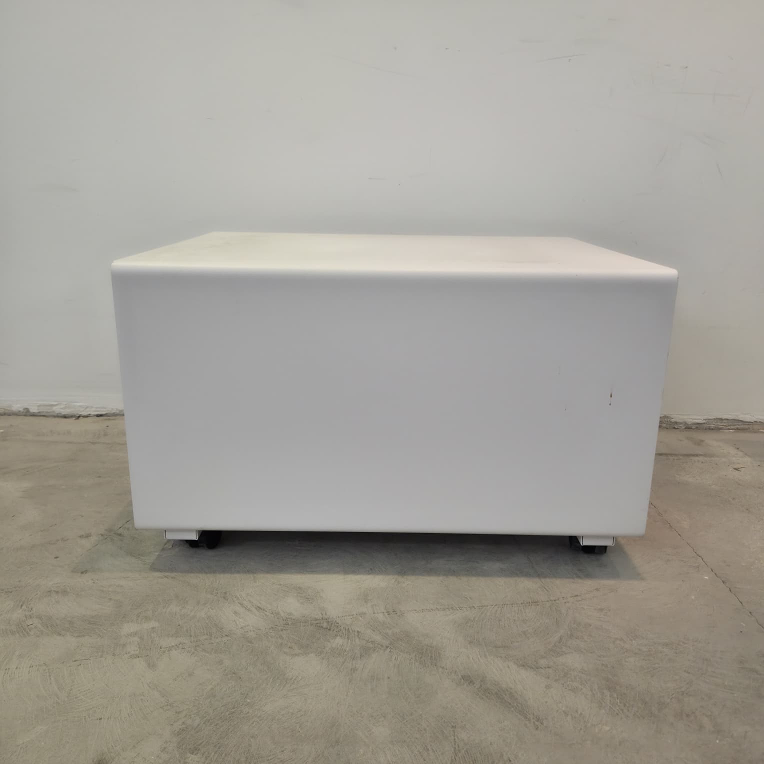 Salontisch oder Druckermöbel