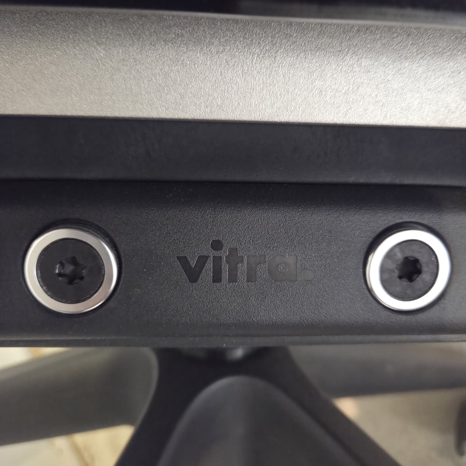 Vitra ID Trim Bürostuhl – Design Antonio Citterio – Schwarz