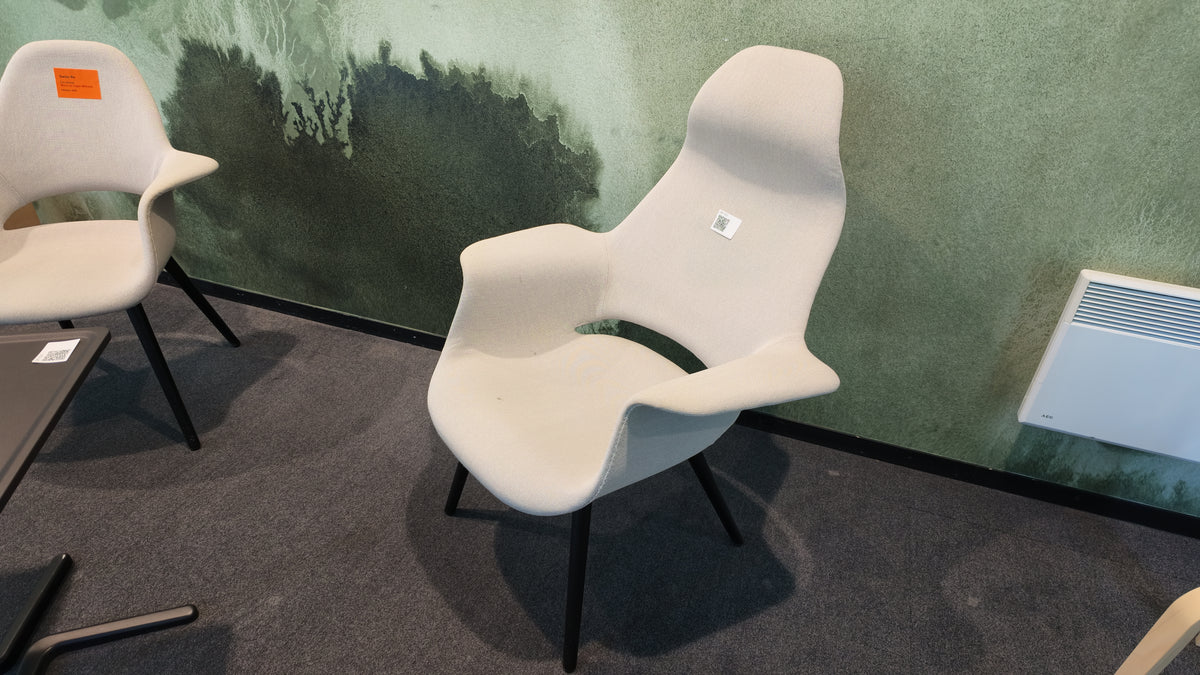 Vitra Organic Highback Sessel, Stoff Beige, Beine Schwarz