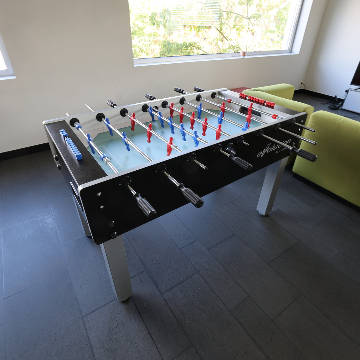 Tischfussball / Töggelikasten (Tischkicker)