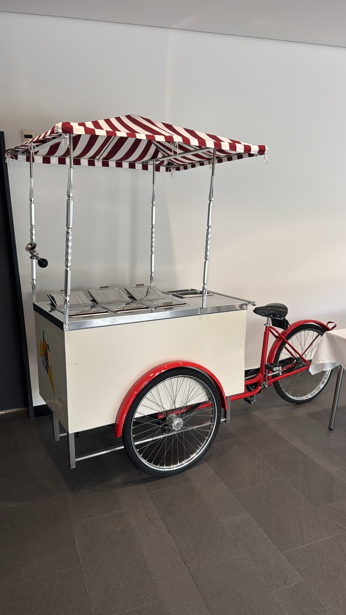 Eiswagen / Glace-Velo