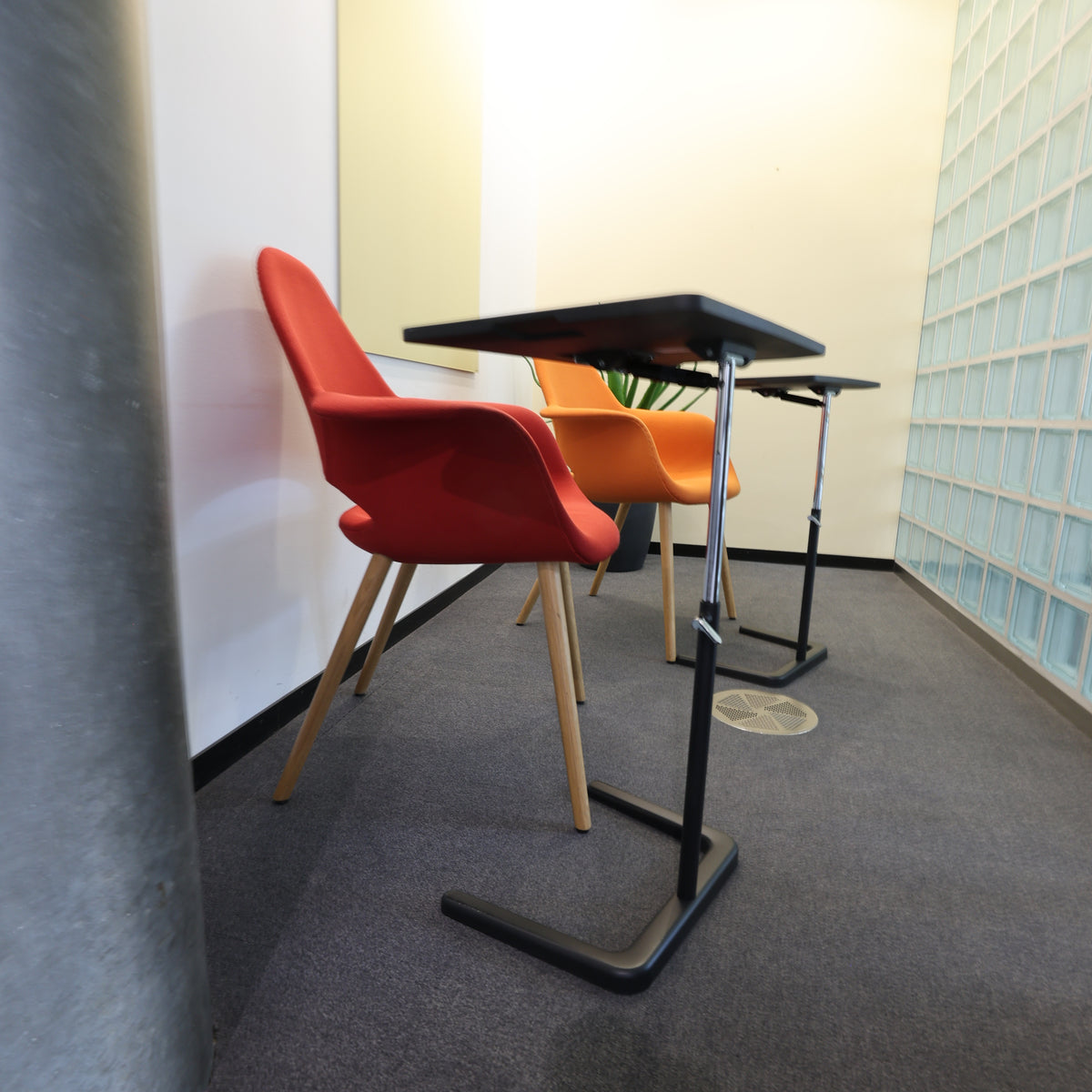 Vitra NesTable Laptoptisch höhenverstellbar, Dunkelbraun