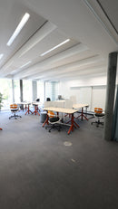 Steelcase Flex Tisch mobil auf Rollen, Eiche, Gestell Orange, 160 × 80 cm