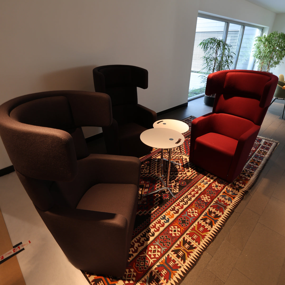 Bene Parcs Wing Chair Ohrensessel drehbar, Stoff Rot