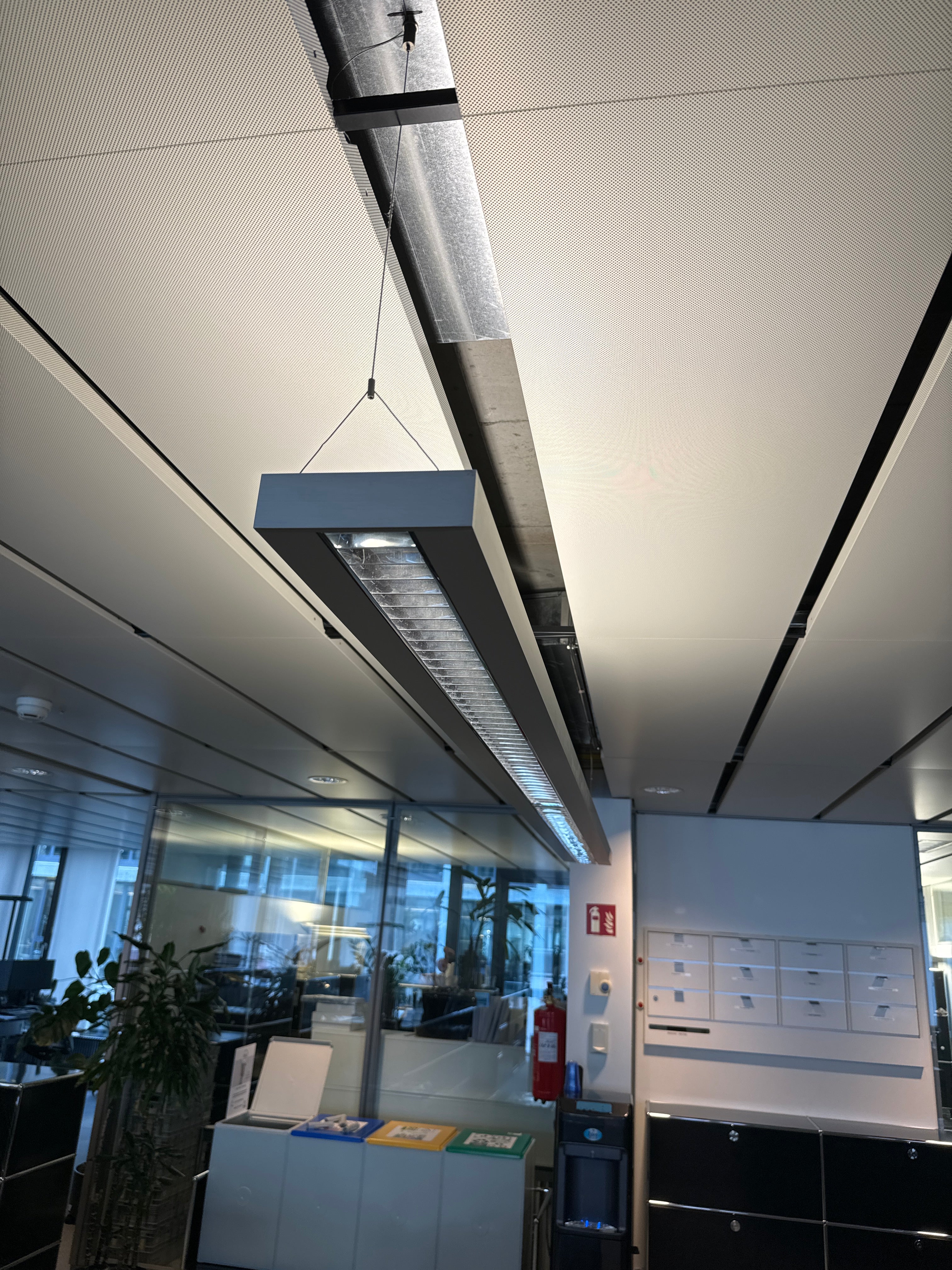 Deckenleuchte 300x18cm B0847