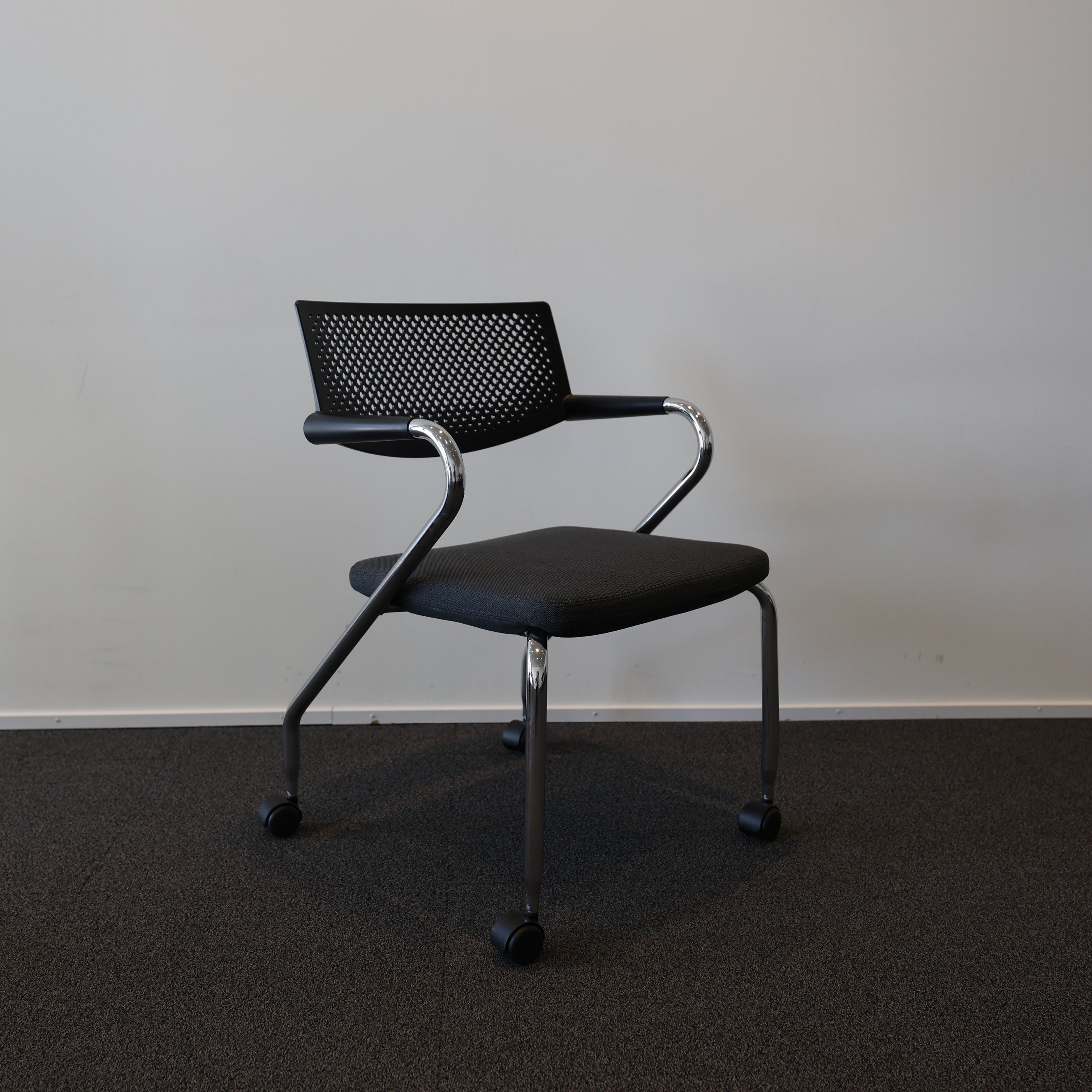 Vitra Visaroll 3 • Vis a Vis mit Rollen • Schwarz B0888