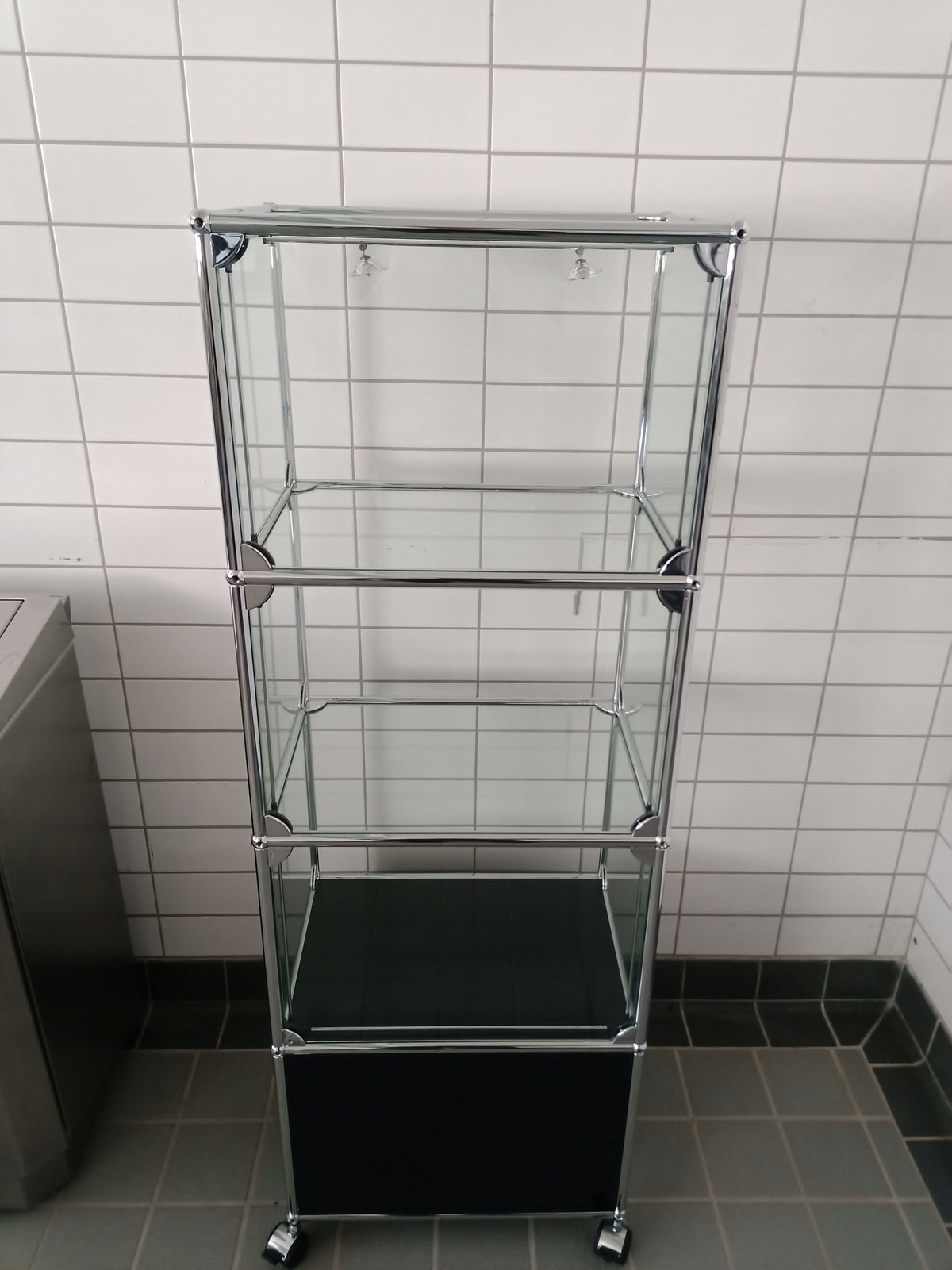 USM Haller Glasvitrine 1x4