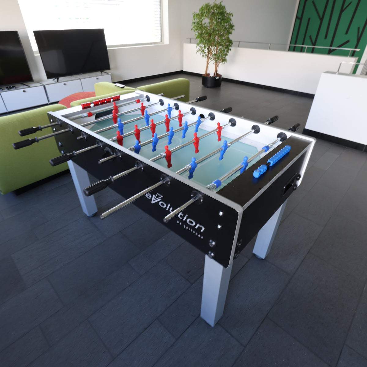 Tischfussball / Töggelikasten (Tischkicker)