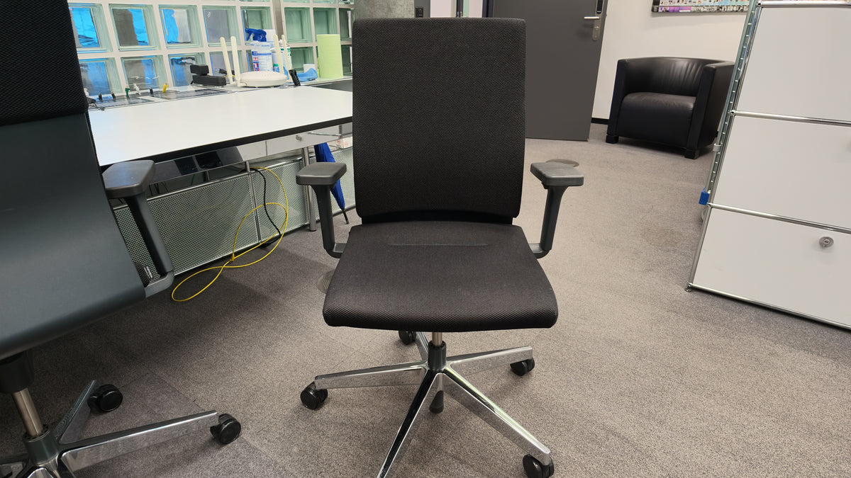 Vitra ID Soft Bürodrehstuhl, Stoff Schwarz/Grau