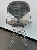 Vitra Eames Wire Chair DKR, Chrom mit Sitzkissen Grau
