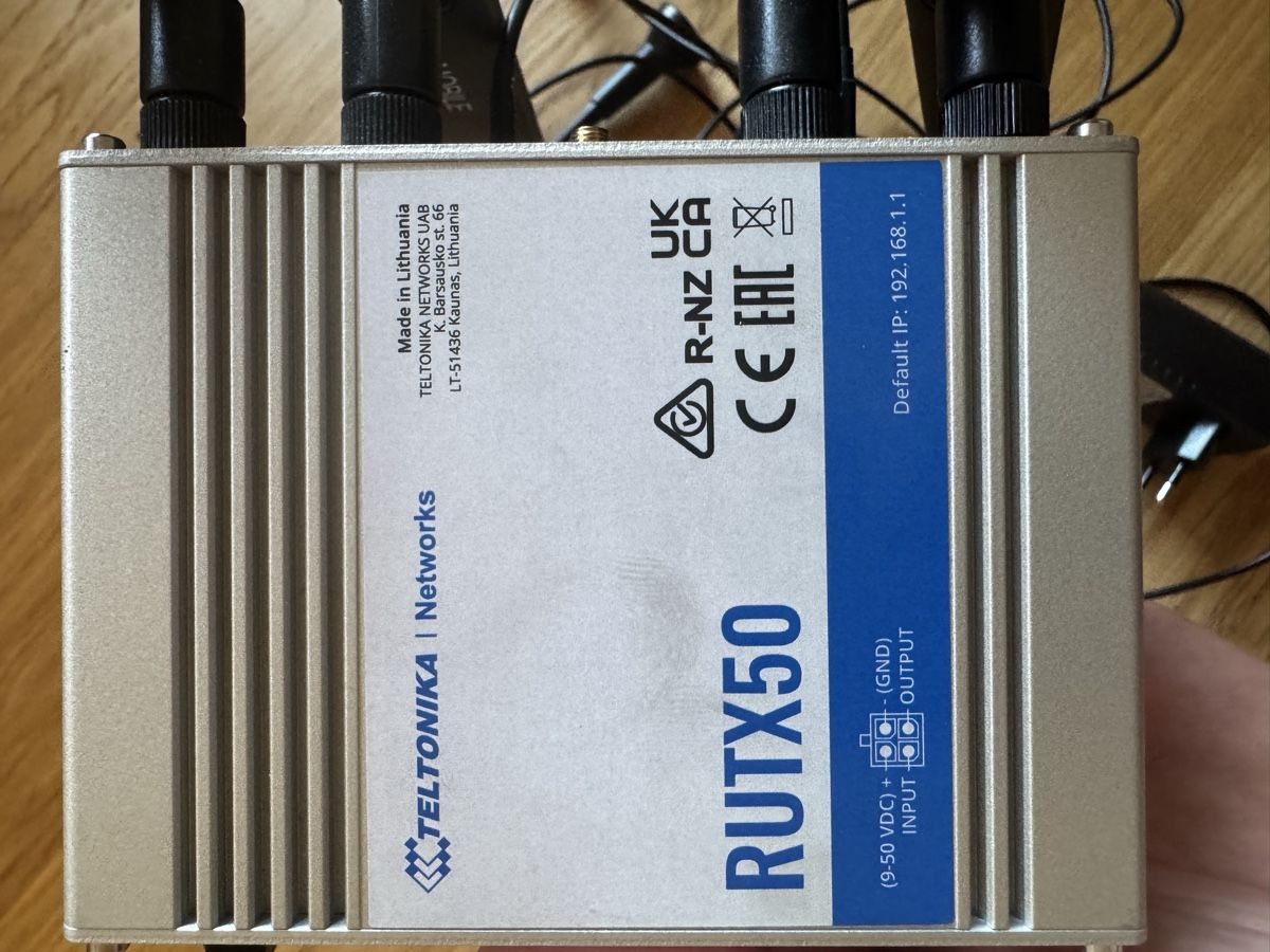Teltonika RUTX50 5G Router