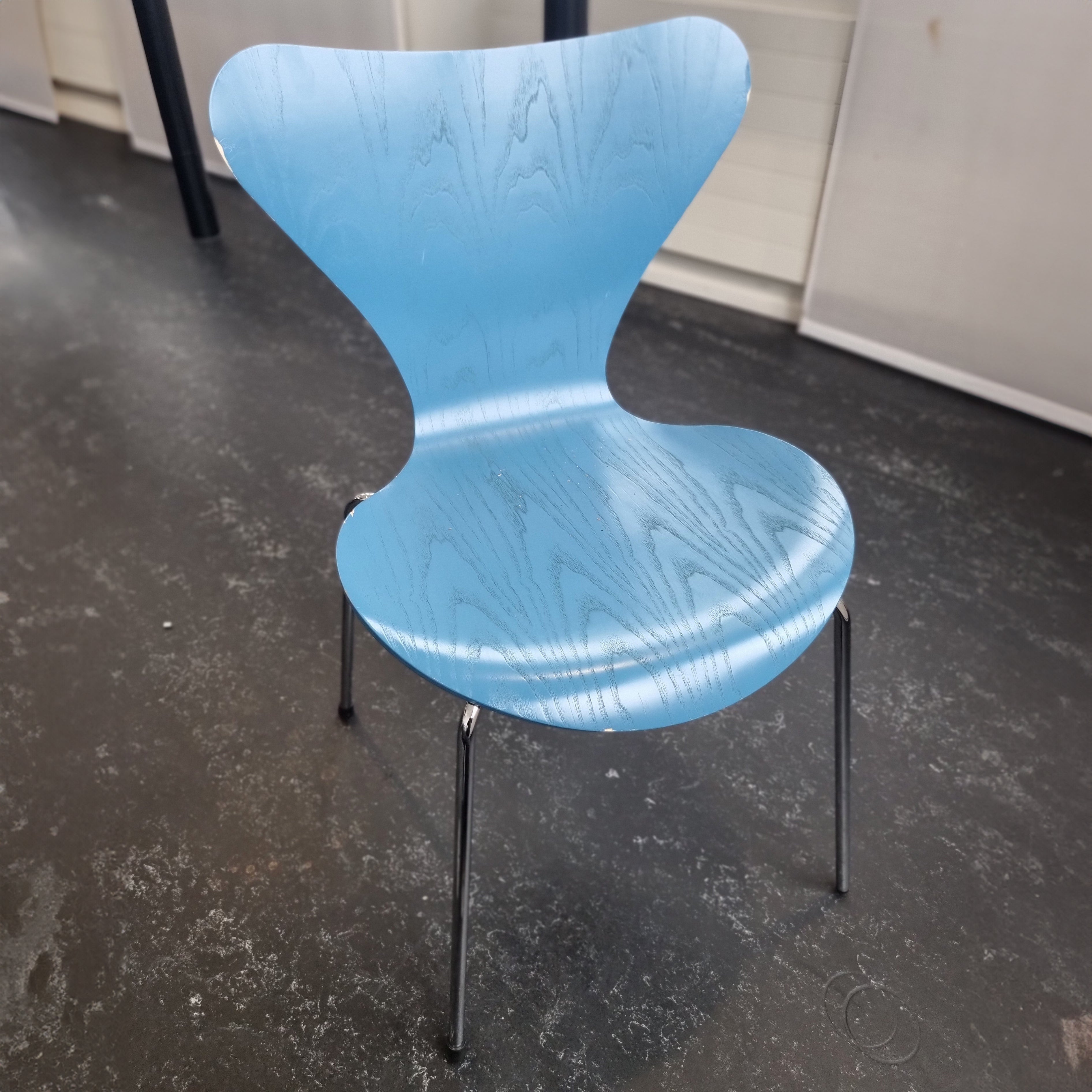 Fritz Hansen Ameise 3107 Jacobsen Arne blau