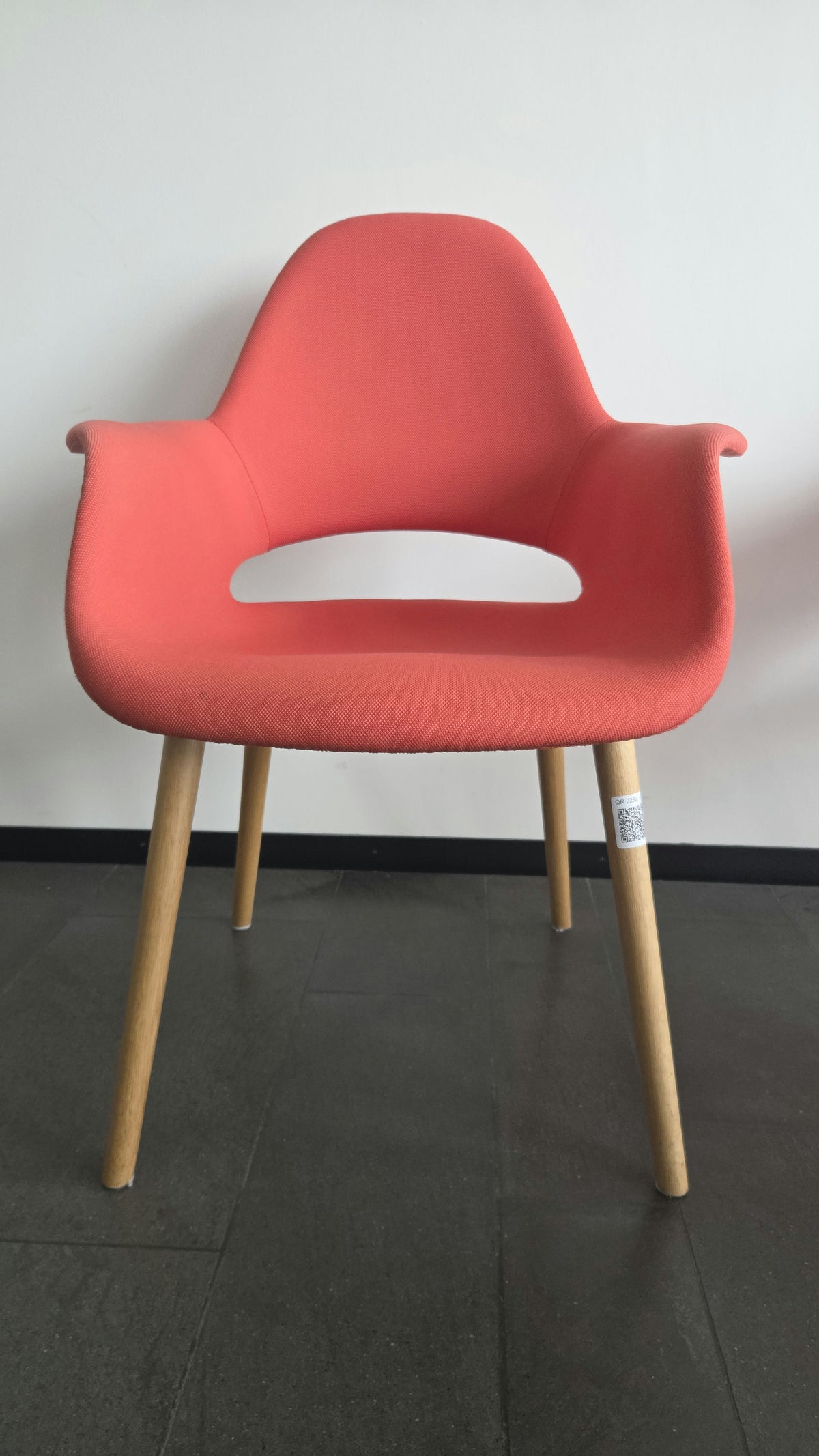 Vitra Organic Chair Sessel (Eames & Saarinen), Stoff Orange, Eiche