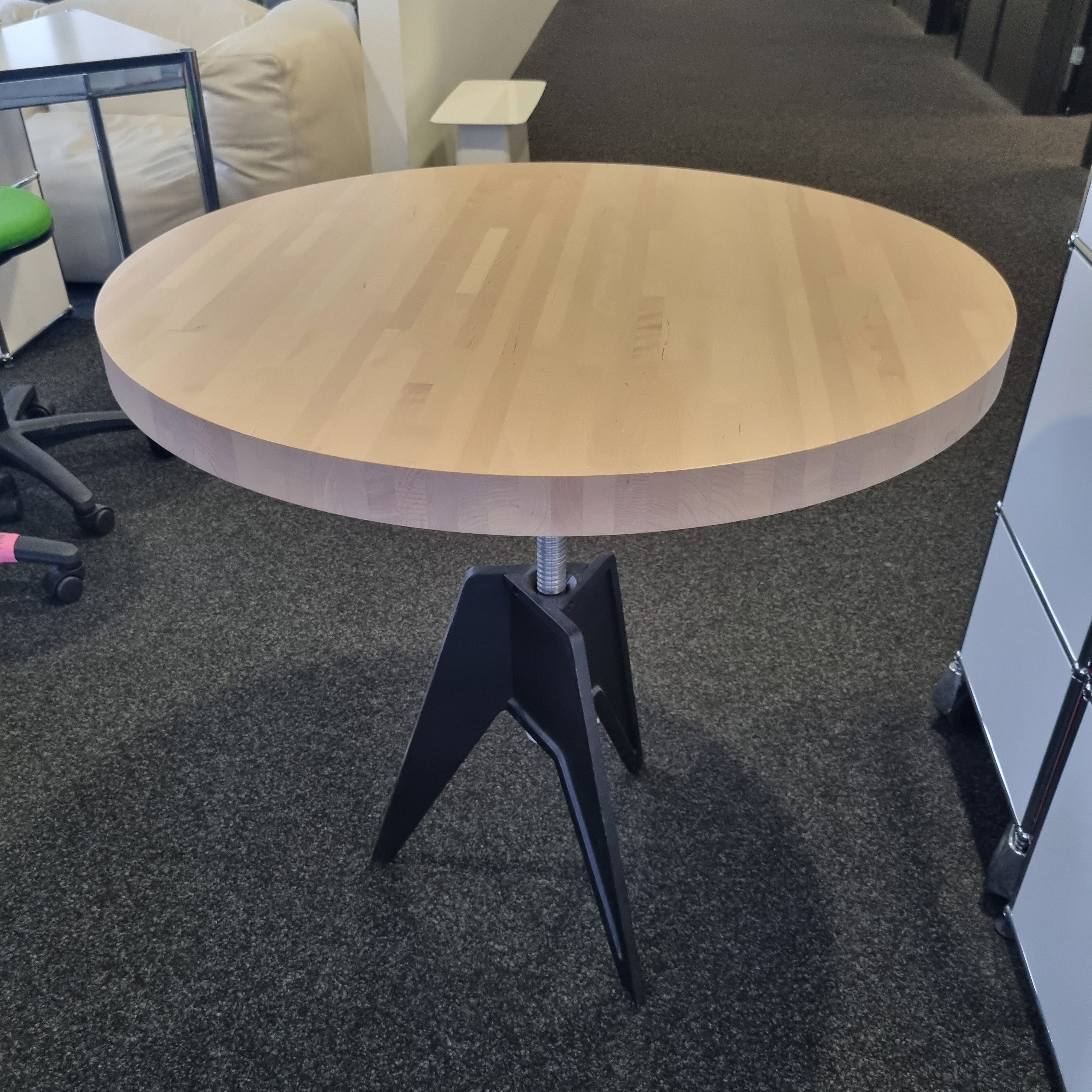 Tom Dixon Screw Beistelltisch höherverstellbar B0115