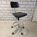 Engelbrechts KEVI 2533 Drehhocker Schwarz mit Lehne