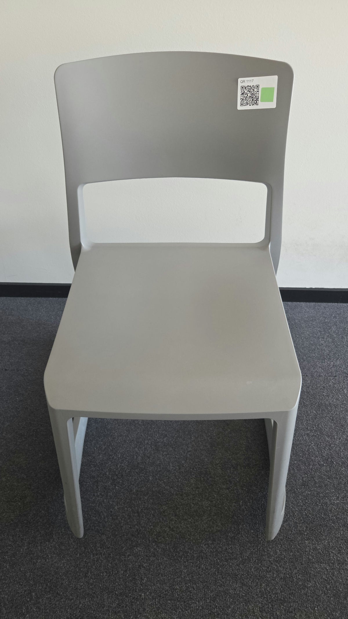 Vitra Tip Ton Stuhl, Mittelgrau – leicht gebraucht