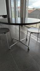Vitra Eames Contract Table rund, grosse Platte