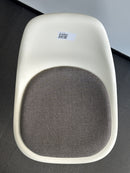 Vitra Eames Plastic Side Chair DSR, Creme mit Sitzpolster Orange